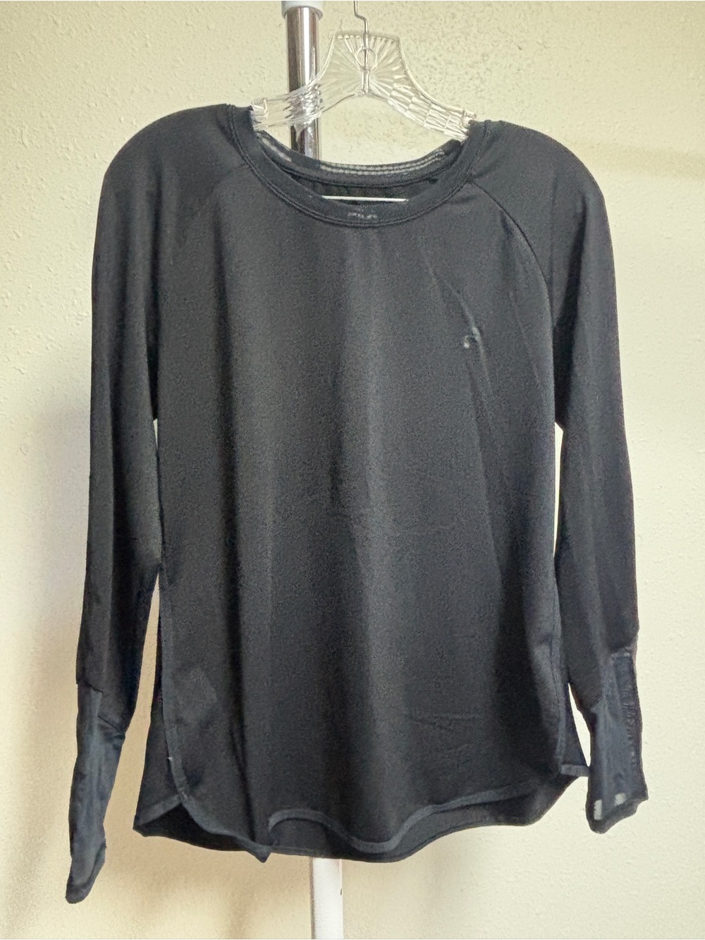 Fila Black Long-Sleeve Women's Top, Moisture Wicking